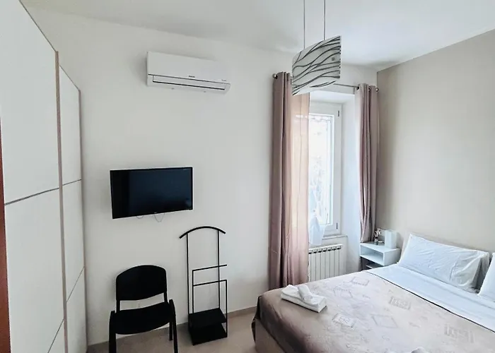 فندق مبيت وإفطار Noemi *